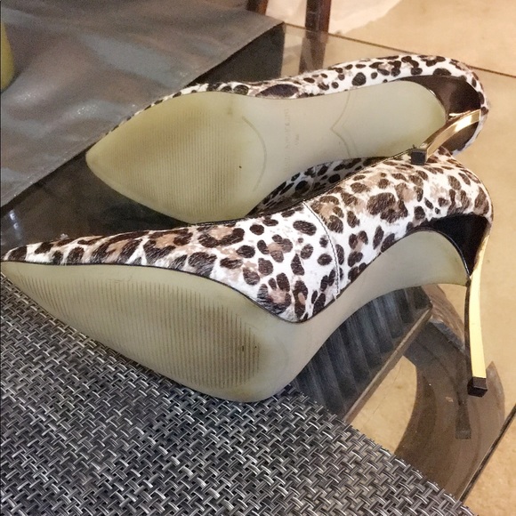 Shoe 👠 - Picture 4 of 8